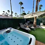 Afrika Con Jacuzzi