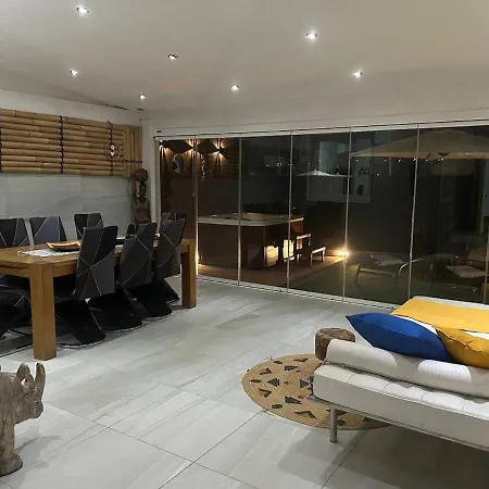 Holiday home Afrika Con Jacuzzi Maspalomas (Gran Canaria)