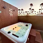 Nyaraló Afrika Con Jacuzzi